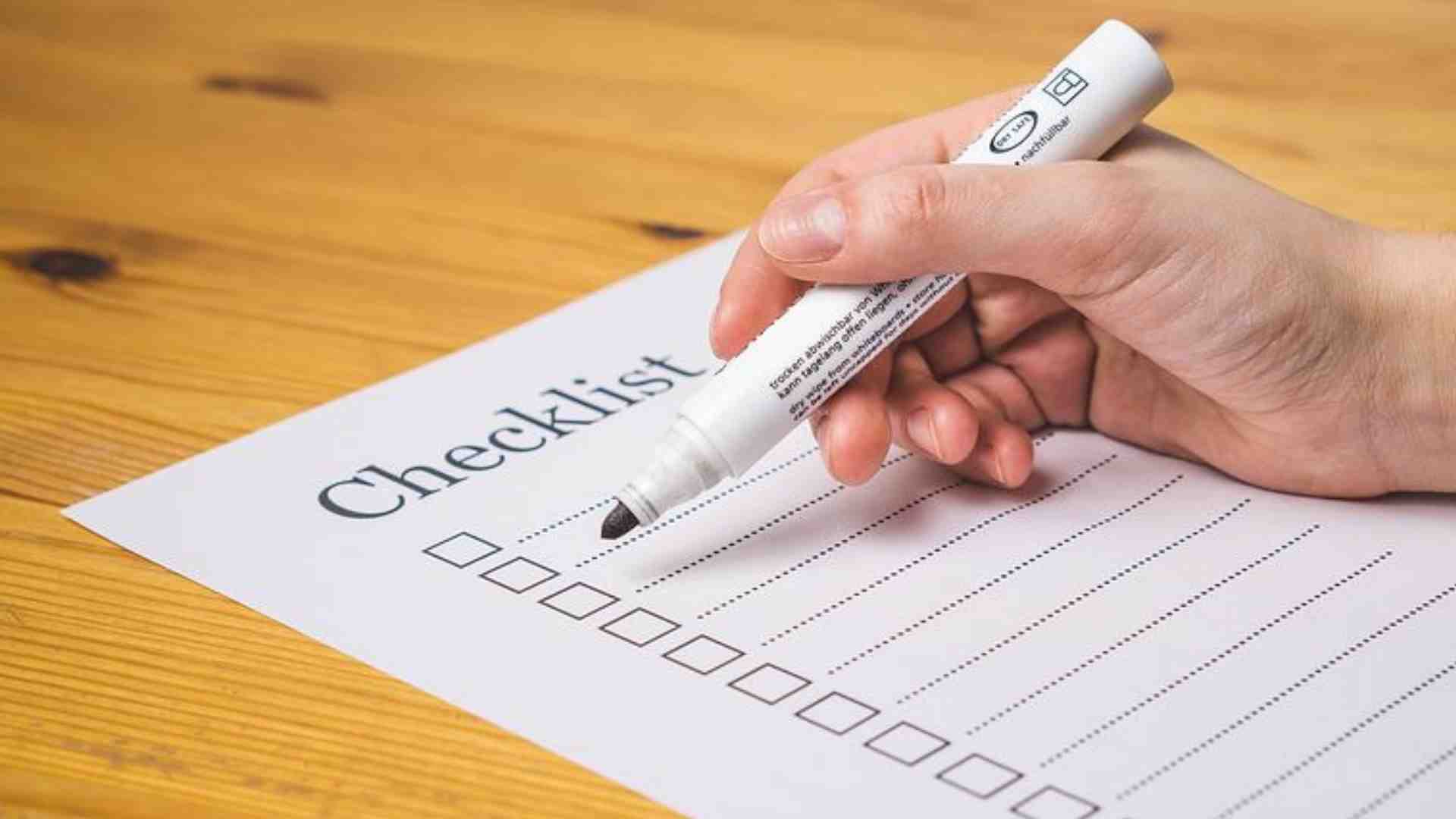 Detailed nurse report checklist